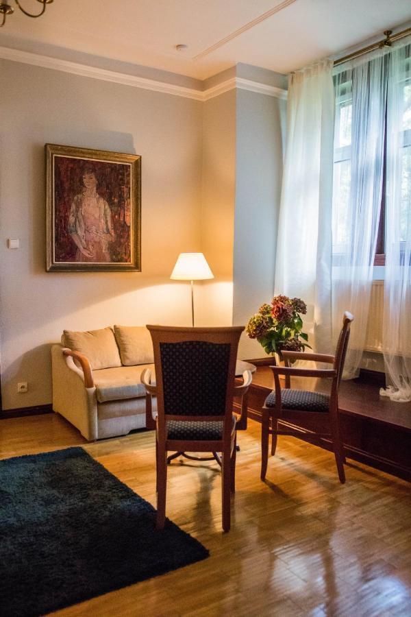 Hotel Daria Dworek Mysliwski Lodz  Exterior photo